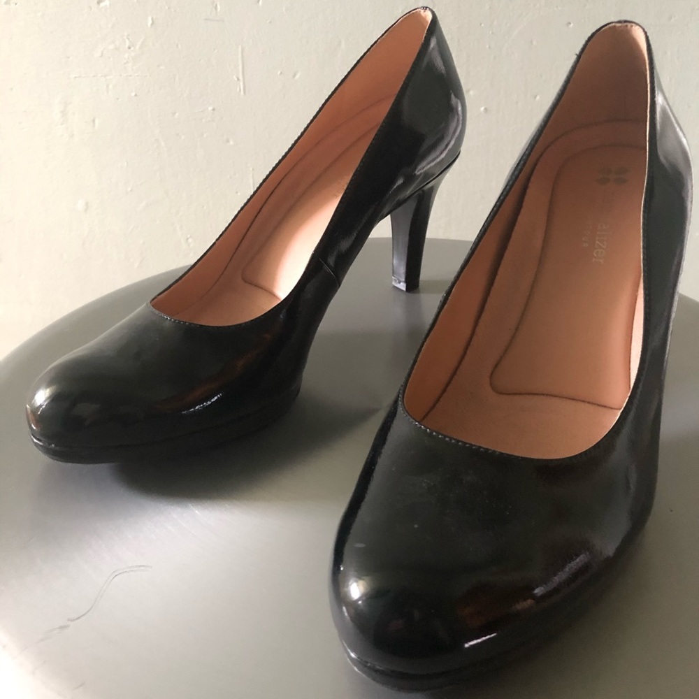Naturalizer Black Patent Leather Pumps 9.5